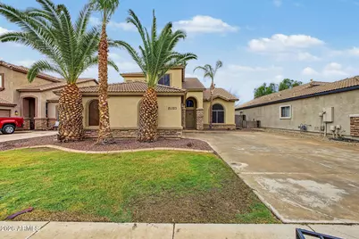 15523 W Central Street, Surprise, AZ 85374 - Photo 2