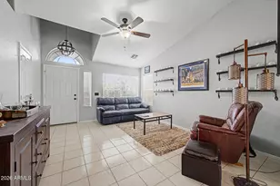 981 S Canal Dr, Gilbert, AZ 85296 - Photo 4