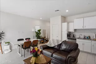 2257 W Echo Ln, Phoenix, AZ 85021 - Photo 6