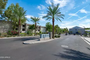 2257 W Echo Ln, Phoenix, AZ 85021 - Photo 2