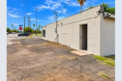 2601 N 32nd Street, Phoenix, AZ 85008 - Photo 4