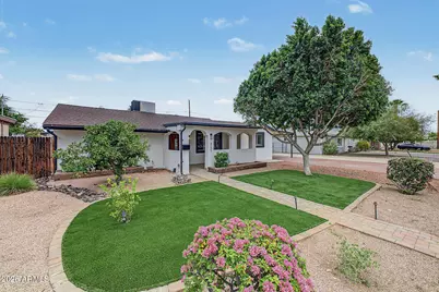 8221 N 31st Avenue, Phoenix, AZ 85051 - Photo 2