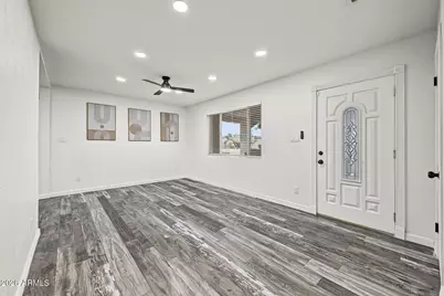 8221 N 31st Avenue, Phoenix, AZ 85051 - Photo 4