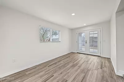 8221 N 31st Avenue, Phoenix, AZ 85051 - Photo 6