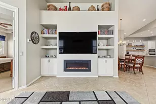 8163 N 13th Wy, Phoenix, AZ 85020 - Photo 10