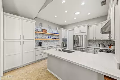 8163 N 13th Way, Phoenix, AZ 85020 - Photo 12