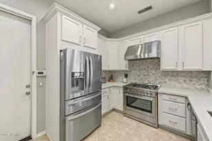 8163 N 13th Wy, Phoenix, AZ 85020 - Photo 14