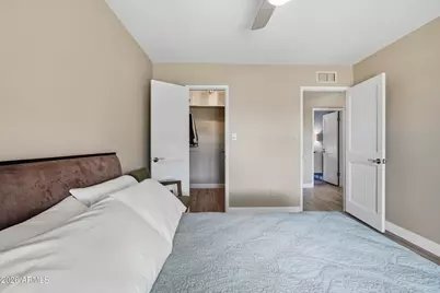 9601 N 35th Place, Phoenix, AZ 85028 - Photo 22