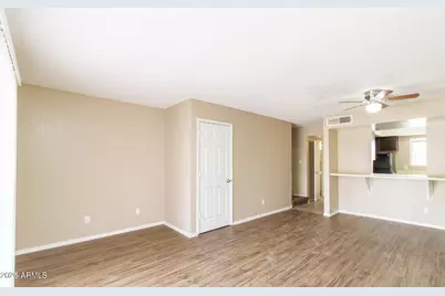 2802 E Monte Cristo Avenue #101, Phoenix, AZ 85032 - Photo 2