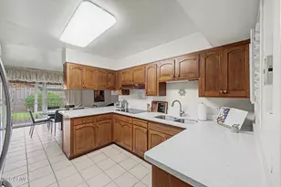 7759 N 33rd Ave, Phoenix, AZ 85051 - Photo 12