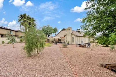 19048 N 6th Drive, Phoenix, AZ 85027 - Photo 24
