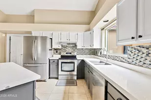 19048 N 6th Dr, Phoenix, AZ 85027 - Photo 10