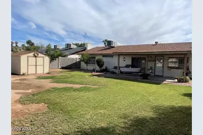 3932 W Becker Lane, Phoenix, AZ 85029 - Photo 2
