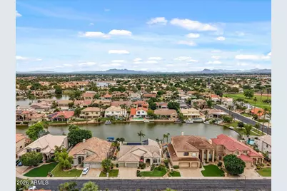 1902 E Willow Tree Court, Gilbert, AZ 85234 - Photo 6