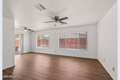 5656 W Alice Avenue, Glendale, AZ 85302 - Photo 10