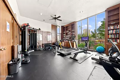 2323 N Central Avenue #1804, Phoenix, AZ 85004 - Photo 52