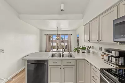 1530 E San Tan Street, Chandler, AZ 85225 - Photo 12