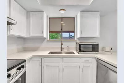 1842 E Grove Circle, Mesa, AZ 85204 - Photo 22