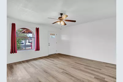 1842 E Grove Circle, Mesa, AZ 85204 - Photo 4