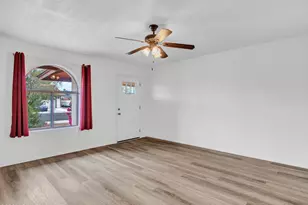 1842 E Grove Cir, Mesa, AZ 85204 - Photo 4