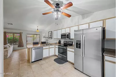 725 E Long Avenue, Buckeye, AZ 85326 - Photo 2