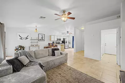 725 E Long Avenue, Buckeye, AZ 85326 - Photo 6