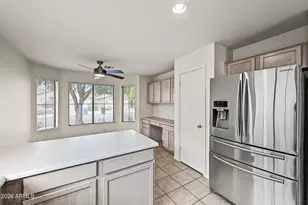 3357 E Blackhawk Dr, Phoenix, AZ 85050 - Photo 14
