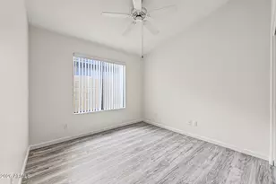 3357 E Blackhawk Dr, Phoenix, AZ 85050 - Photo 24
