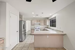3357 E Blackhawk Dr, Phoenix, AZ 85050 - Photo 12