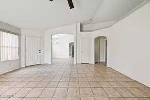 3357 E Blackhawk Dr, Phoenix, AZ 85050 - Photo 8