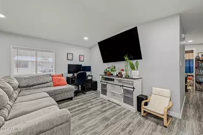 156 N Hawes Road #40, Mesa, AZ 85207 - Photo 4