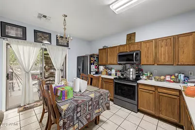 2424 W Romley Road, Phoenix, AZ 85041 - Photo 10
