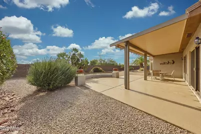 18373 N Shimmer Lane, Surprise, AZ 85374 - Photo 2