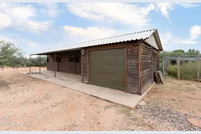6610 S Cavalry Lane, Hereford, AZ 85615 - Photo 24