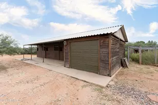 6610 S Cavalry Ln, Hereford, AZ 85615 - Photo 24