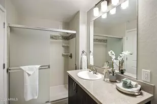 5450 E Deer Valley Dr, Phoenix, AZ 85054 - Photo 14