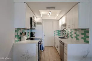 11032 N 28th Dr, Phoenix, AZ 85029 - Photo 2