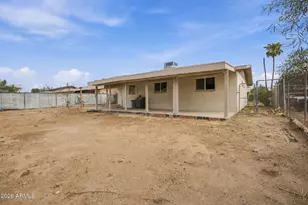 218 W Beautiful Ln, Phoenix, AZ 85041 - Photo 26