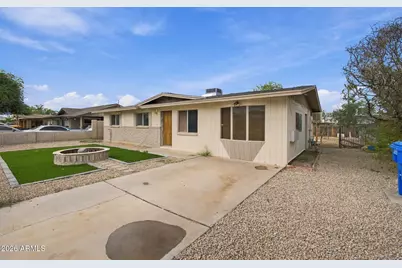 218 W Beautiful Lane, Phoenix, AZ 85041 - Photo 10