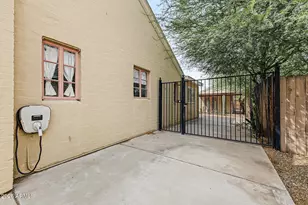 1126 W Willetta St, Phoenix, AZ 85007 - Photo 32