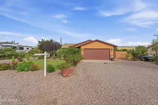 723 S Saguaro Dr, Apache Junction, AZ 85120 - Photo 4