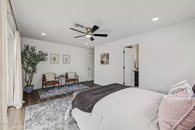 735 E Gable Avenue, Mesa, AZ 85204 - Photo 14