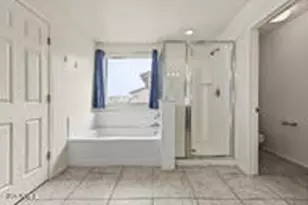 15854 W Mauna Loa Ln, Surprise, AZ 85379 - Photo 14