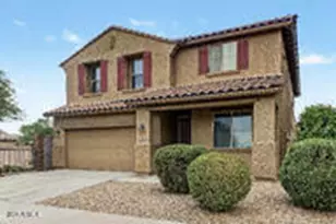 15854 W Mauna Loa Ln, Surprise, AZ 85379 - Photo 2