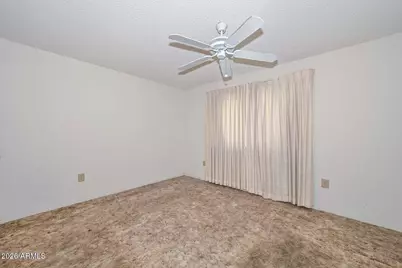 21002 N Welk Drive, Sun City, AZ 85373 - Photo 10
