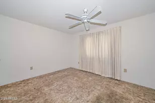 21002 N Welk Dr, Sun City, AZ 85373 - Photo 10