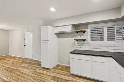 817 E Cheryl Drive, Phoenix, AZ 85020 - Photo 18