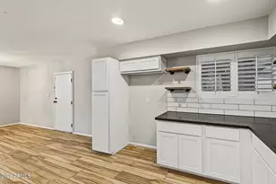 817 E Cheryl Dr, Phoenix, AZ 85020 - Photo 18