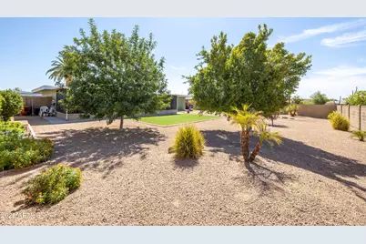 11035 W Oak Ridge Drive, Sun City, AZ 85351 - Photo 24