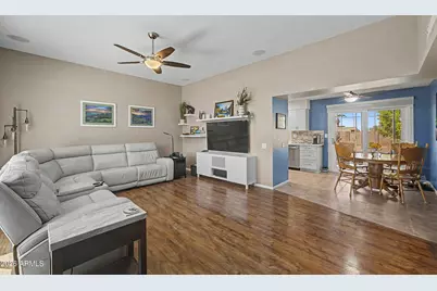 11035 W Oak Ridge Drive, Sun City, AZ 85351 - Photo 4